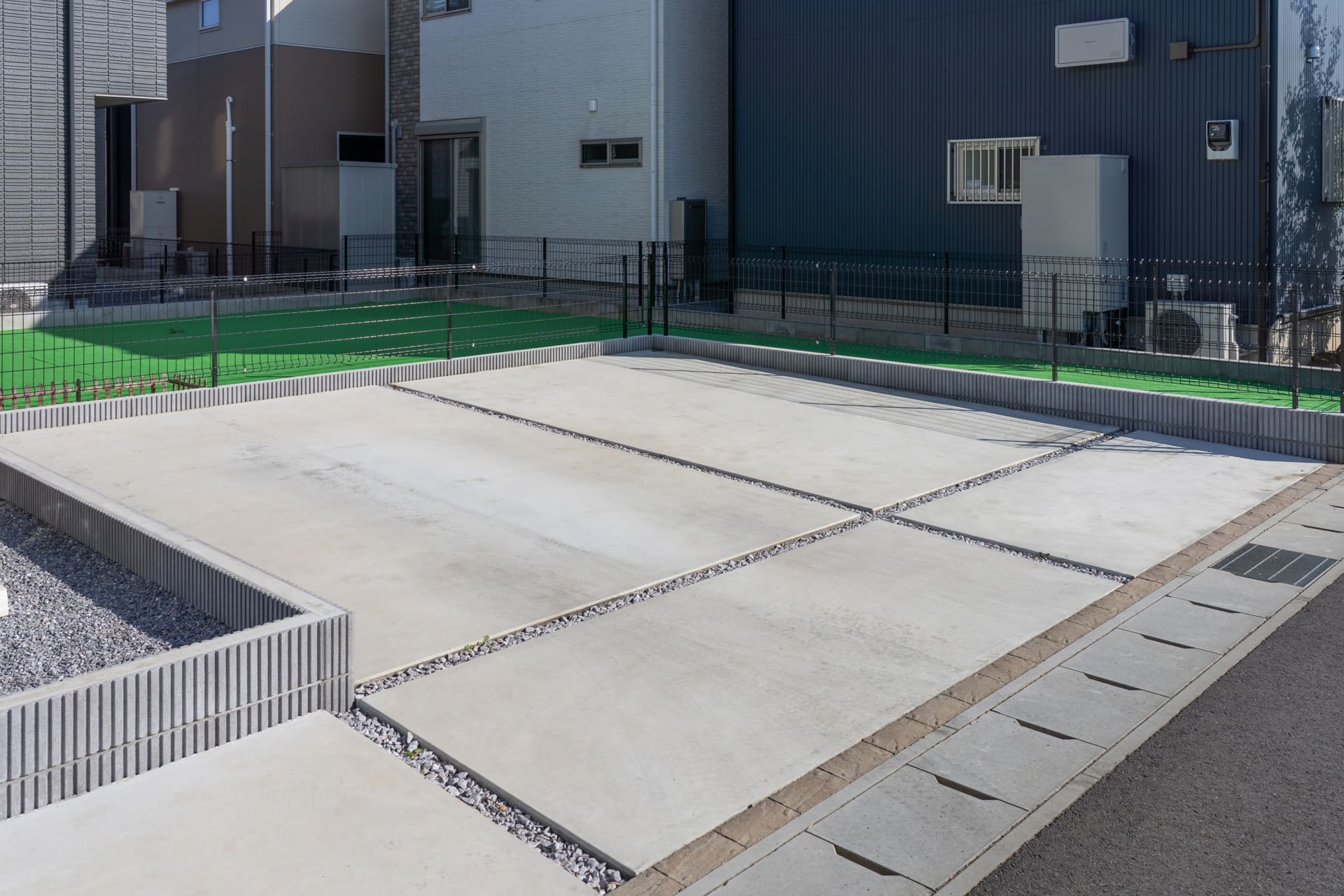 駐車場の施工 | 福島県郡山市の外構工事ならフェイスプランニング株式会社